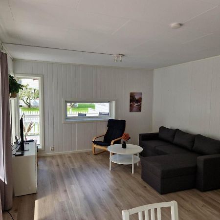 Hillegard Apartment Lærdalsøyri Екстериор снимка