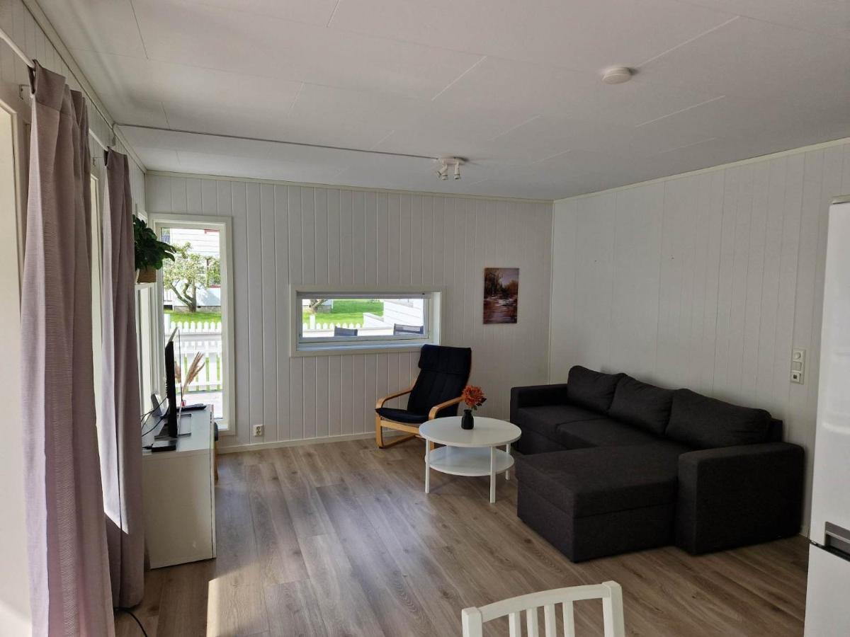 Hillegard Apartment Lærdalsøyri Екстериор снимка